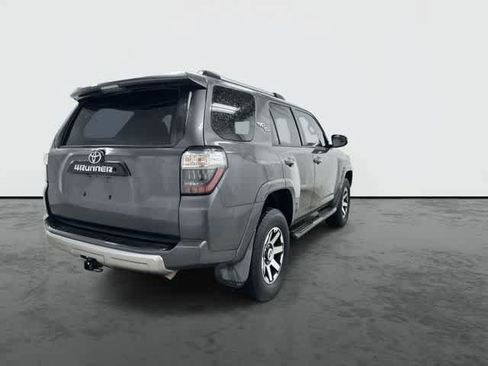 Used 2018 Toyota 4Runner TRD Off-Road AWD/4WD image 3