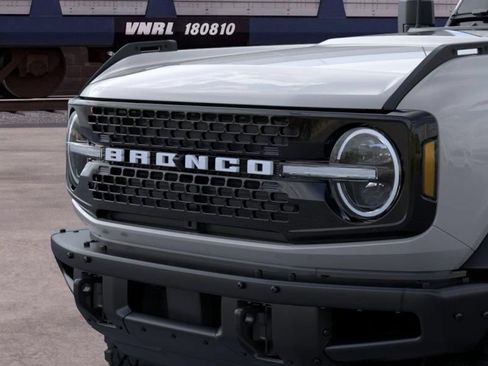 New 2026 Ford Bronco Badlands AWD/4WD image 19
