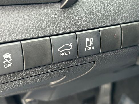 Used 2023 Toyota Camry SE image 24