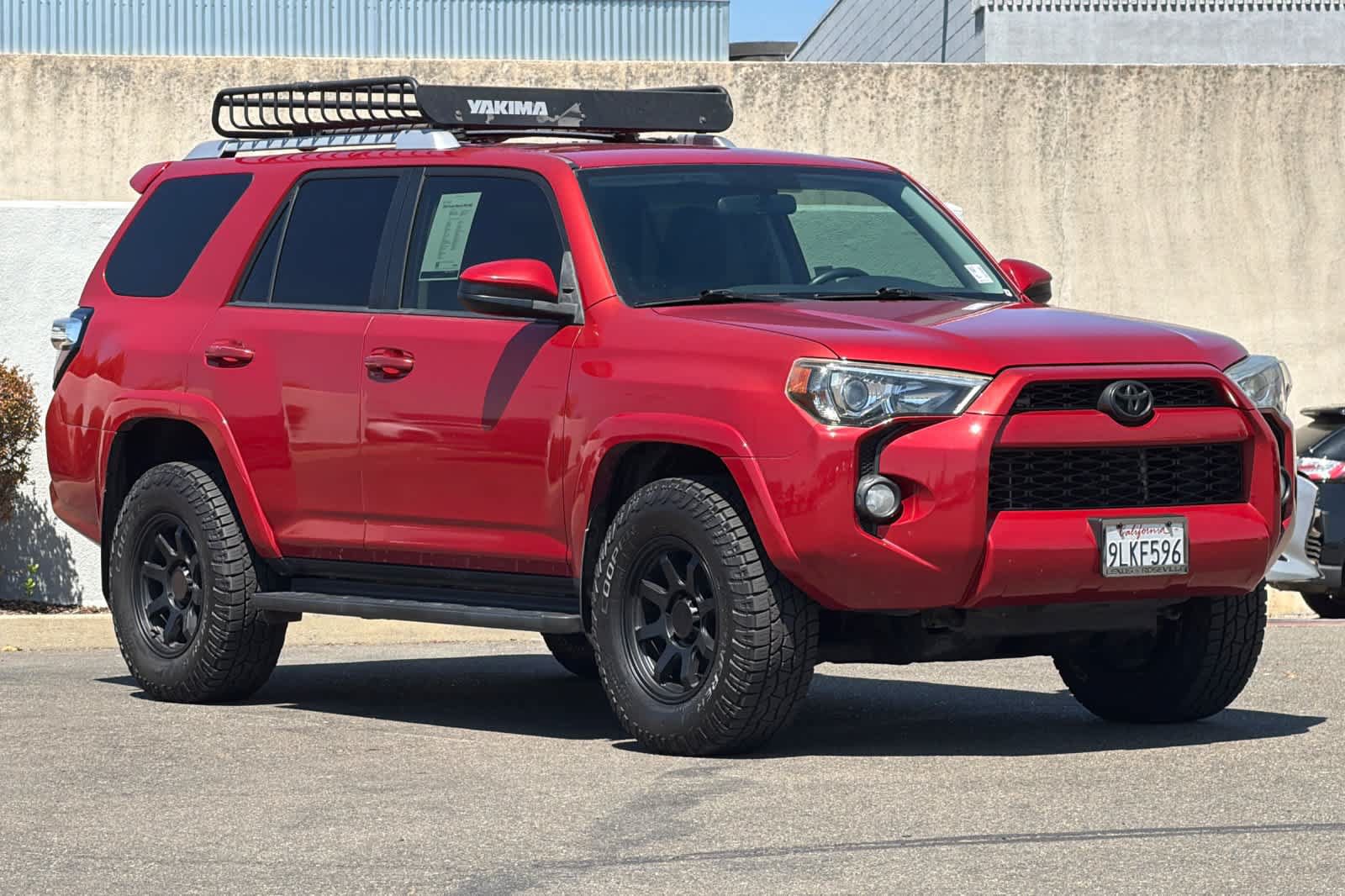 Used 2018 Toyota 4Runner 4WD image 5