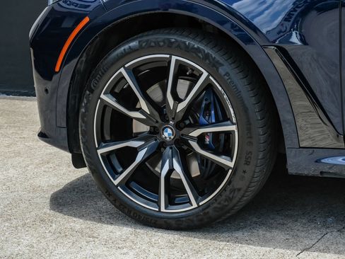 Used 2021 BMW X7 xDrive40i w/ M Sport Package AWD/4WD image 60