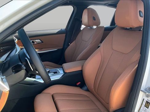 Used 2025 BMW M340i w/ Premium Package RWD image 7