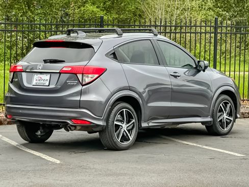 Used 2021 Honda HR-V Touring image 4