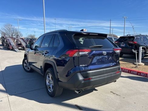 Used 2023 Toyota RAV4 XLE image 5