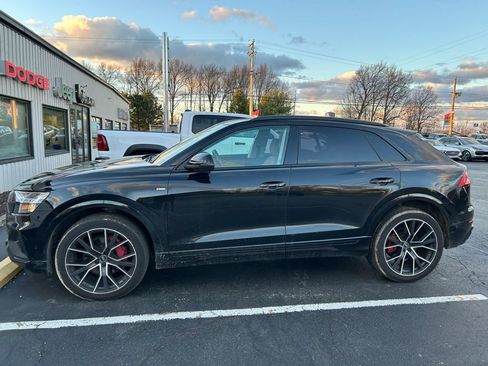 Used 2022 Audi Q8 Prestige image 3