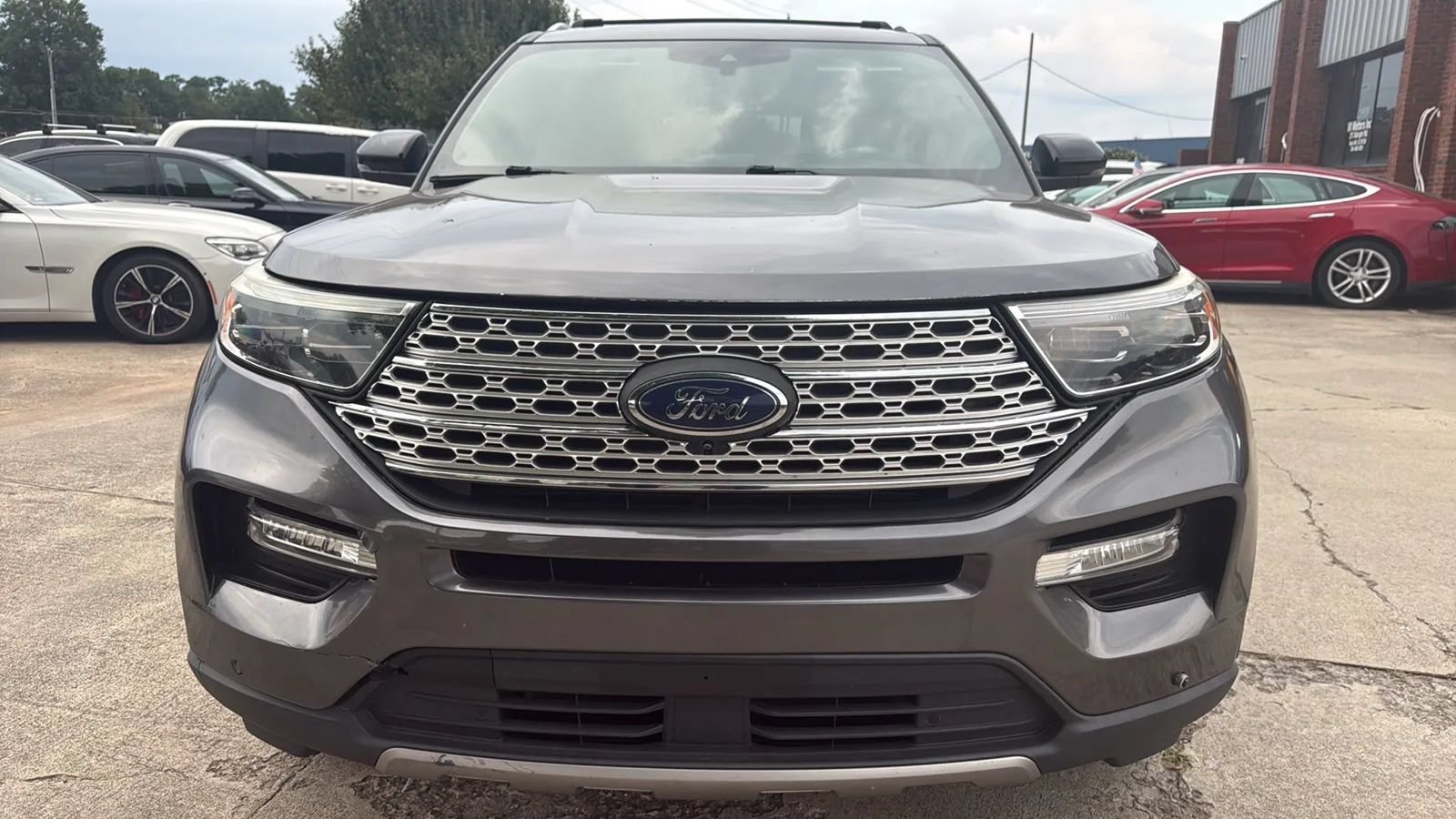 Used 2020 Ford Explorer Platinum w/ Premium Technology Package AWD/4WD image 8