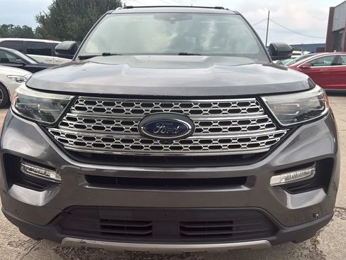 Used 2020 Ford Explorer Platinum w/ Premium Technology Package AWD/4WD image 8