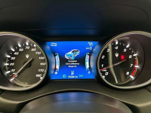 Used 2020 Maserati Levante S AWD/4WD image 11