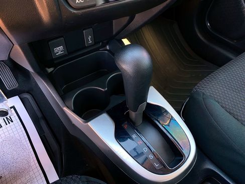 Used 2020 Honda Fit LX image 16