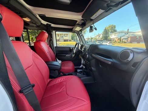 Used 2017 Jeep Wrangler Unlimited Sport w/ Quick Order Package 24S image 18