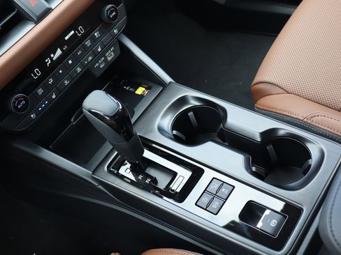New 2026 Subaru Outback Touring XT AWD/4WD image 16