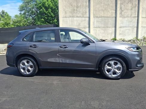 Certified 2024 Honda HR-V LX image 7