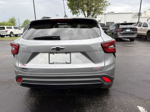 New 2026 Chevrolet Trax RS FWD image 5