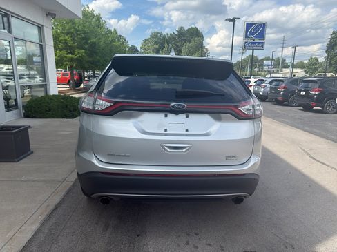 Used 2017 Ford Edge SEL FWD image 4