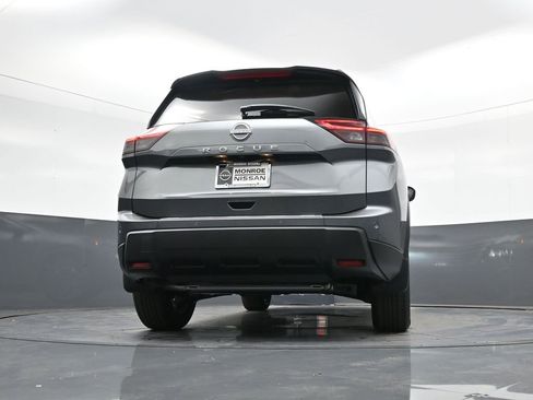 New 2026 Nissan Rogue SV image 22