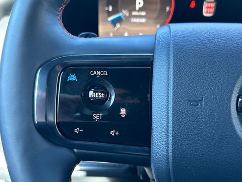 Used 2025 Nissan Armada PRO-4X w/ Pro-4X Premium Package image 17