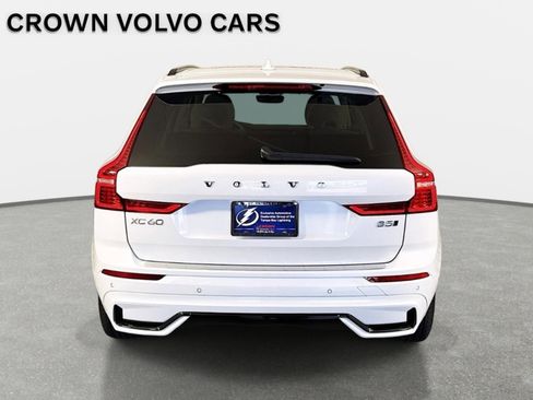 Used 2024 Volvo XC60 B5 Ultimate AWD/4WD image 6