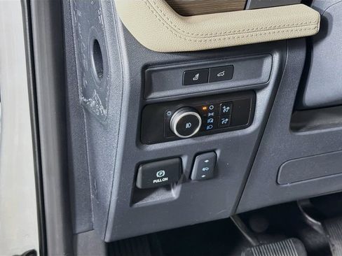 Used 2023 Ford Expedition Limited AWD/4WD image 10