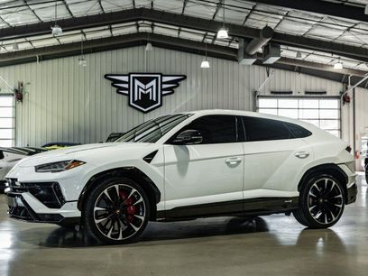 Used 2023 Lamborghini Urus S