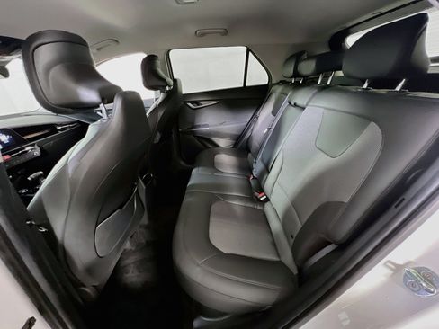 Used 2023 Kia Niro EX FWD image 22