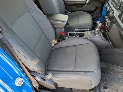 Certified 2021 Jeep Wrangler Unlimited Sport image 23