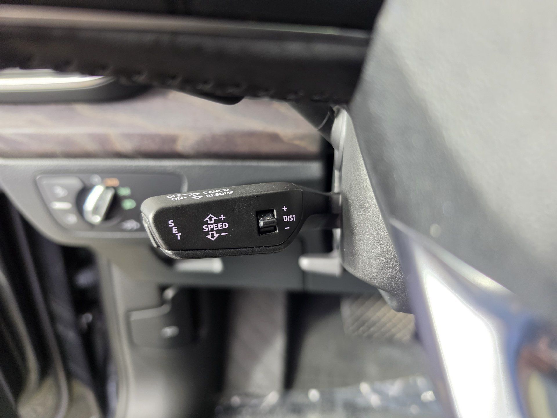 Used 2020 Audi Q5 Premium w/ Premium Plus Package AWD/4WD image 14