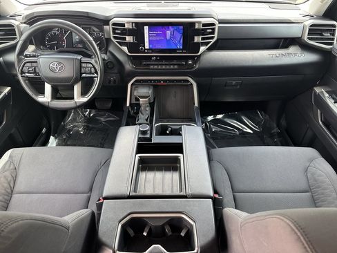 Used 2022 Toyota Tundra SR5 RWD image 11