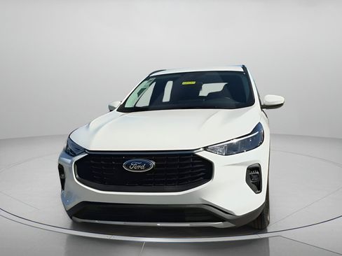 New 2026 Ford Escape SE image 9