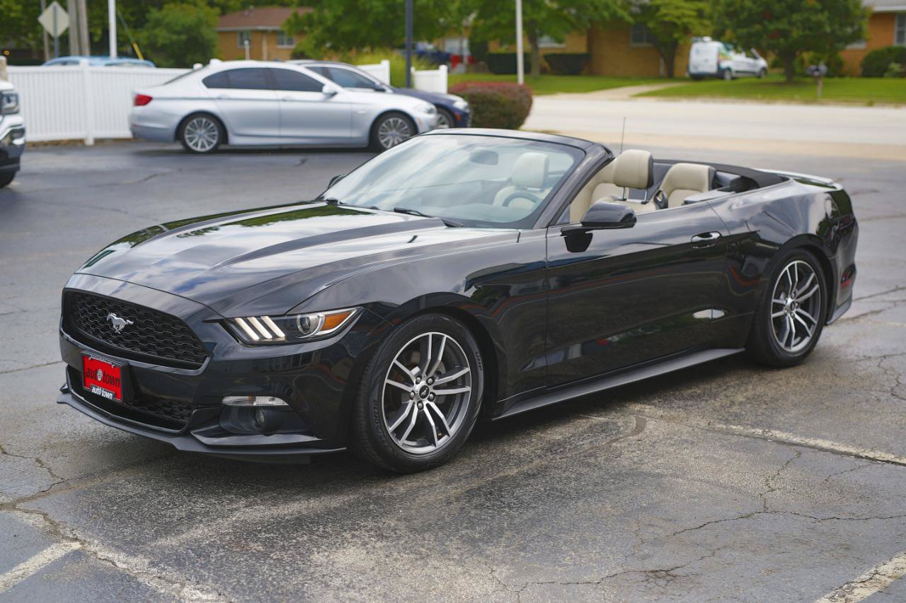 Used 2016 Ford Mustang Premium RWD image 3