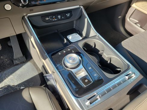 New 2026 Kia Carnival SX FWD image 22