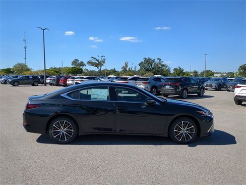 New 2025 Lexus ES 350 w/ Premium Package image 3