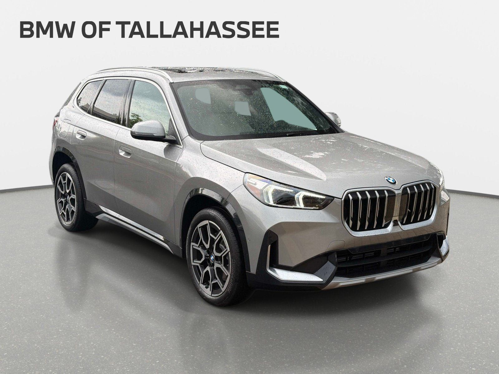 New 2026 BMW X1 xDrive28i w/ Technology Package AWD/4WD image 3