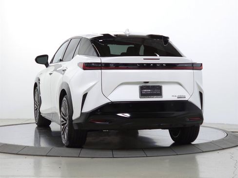 Certified 2023 Lexus RZ 450e Premium w/ Accessory Package (Z1) AWD/4WD image 5