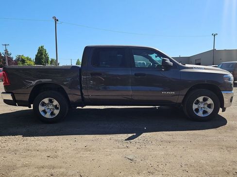 New 2026 RAM 1500 Big Horn AWD/4WD image 8