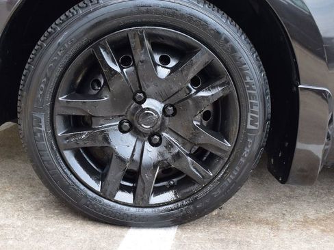 Used 2011 Nissan Sentra 2.0 S w/ Convenience Pkg image 11