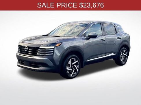 New 2025 Nissan Kicks SV w/ Charging Package image 7