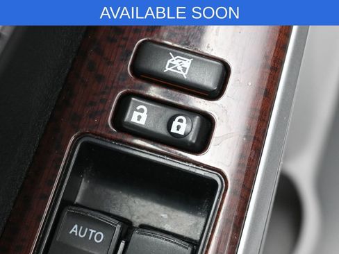 Used 2014 Toyota Camry XLE w/ Leather Package image 13