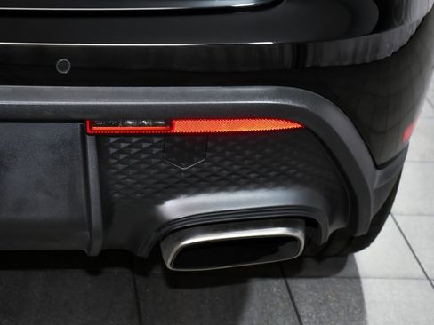 Used 2025 Porsche Macan image 80