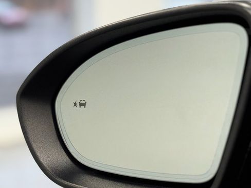 Used 2019 Buick Regal GS image 12