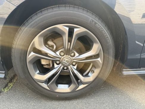 Used 2023 Honda Accord EX image 38