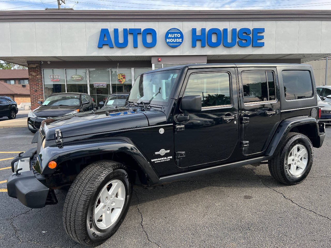 Used 2014 Jeep Wrangler Unlimited Sport AWD/4WD image 7