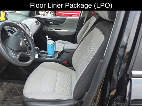 Used 2021 Chevrolet Equinox LS w/ LS Convenience Package FWD image 12