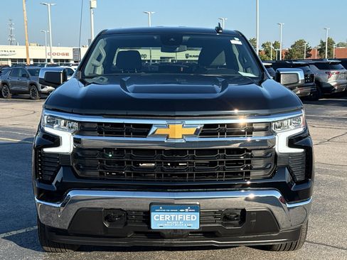 Used 2022 Chevrolet Silverado 1500 LT image 3