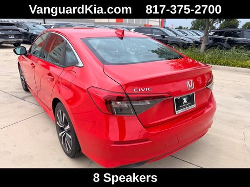 Used 2022 Honda Civic EX image 2