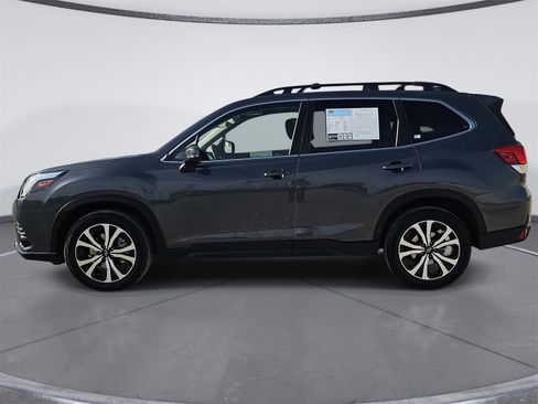 Used 2023 Subaru Forester Limited image 6
