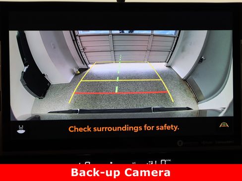 Used 2024 Toyota Tundra Limited w/ Power Package image 21