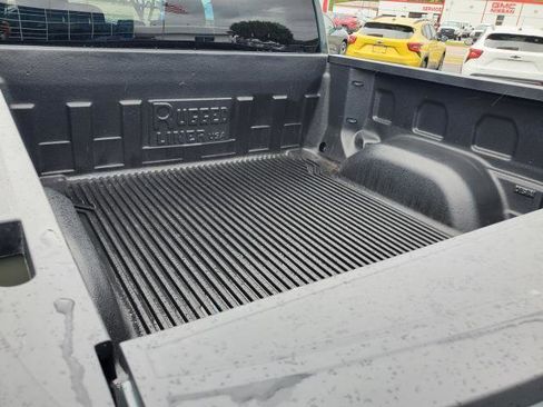 Used 2025 Chevrolet Silverado 1500 LT image 26