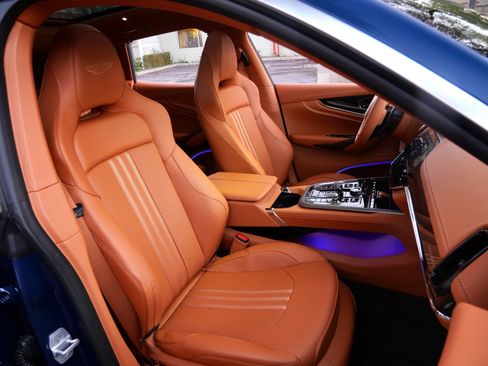 New 2026 Aston Martin DBX 707 image 12