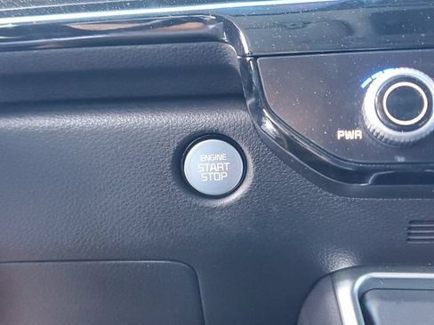 Certified 2025 Kia Carnival SX Prestige FWD image 30