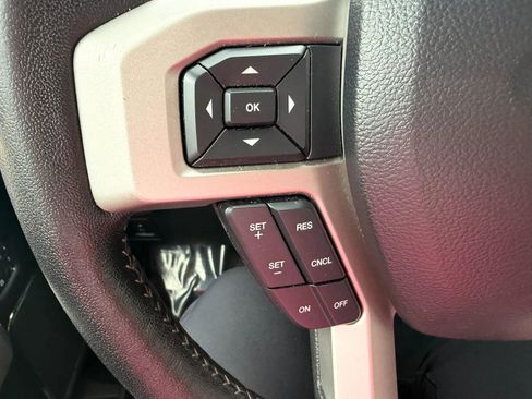 Used 2019 Ford F150 Lariat AWD/4WD image 16